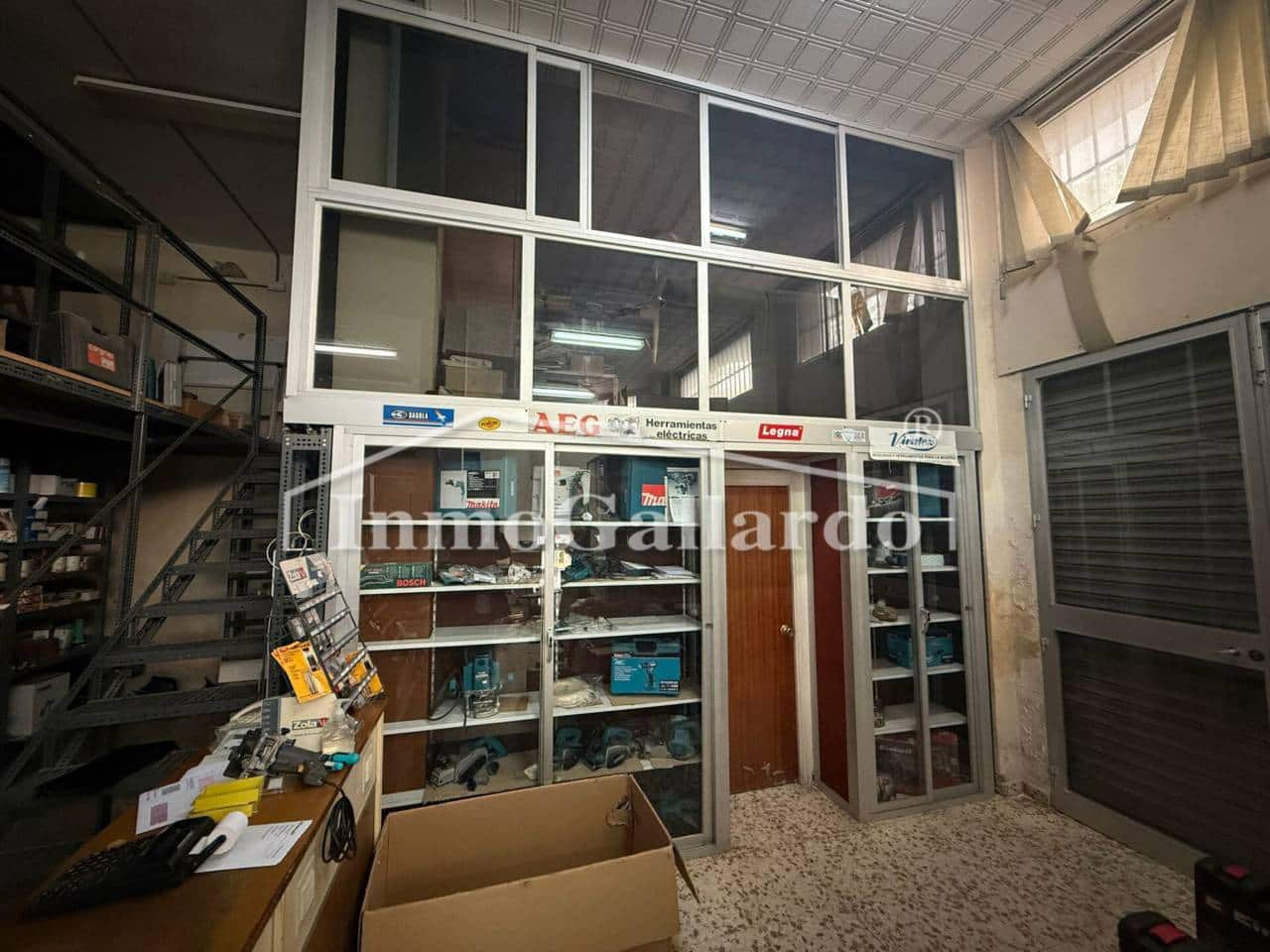 Kommersiell til salgs i Malaga by - € 424 200 (Ref: 9604462)