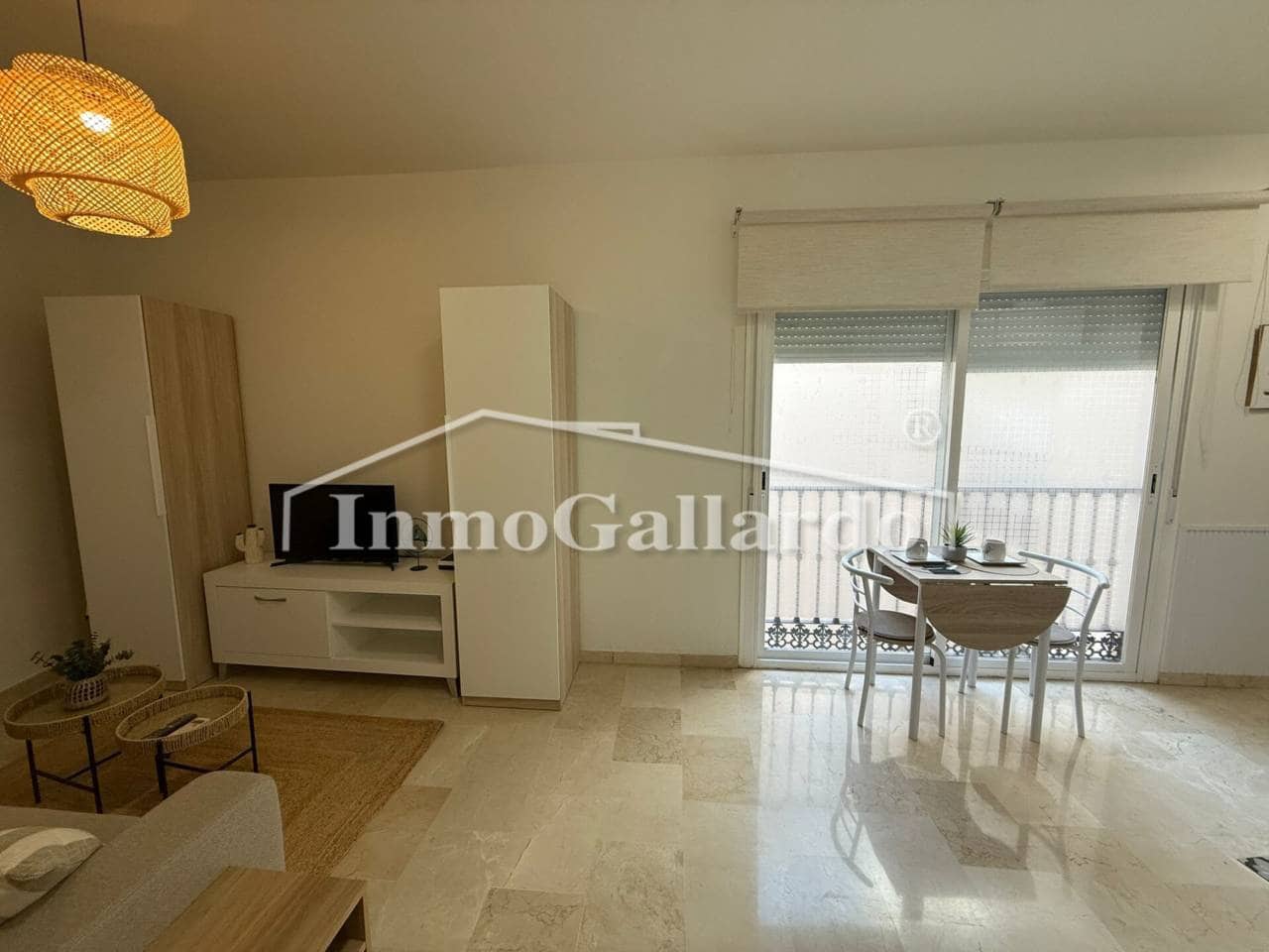 Estudio en Málaga ciudad en alquiler - 850 € (Ref: 9607139)
