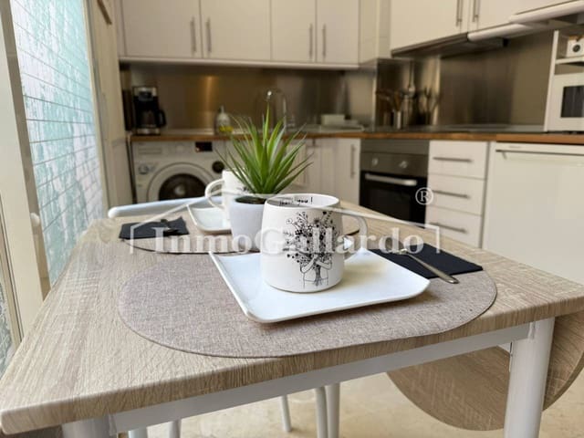 Estudio en Málaga ciudad en alquiler - 850 € (Ref: 9607139)