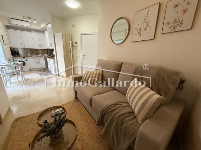 Estudio en Málaga ciudad en alquiler - 850 € (Ref: 9607139)