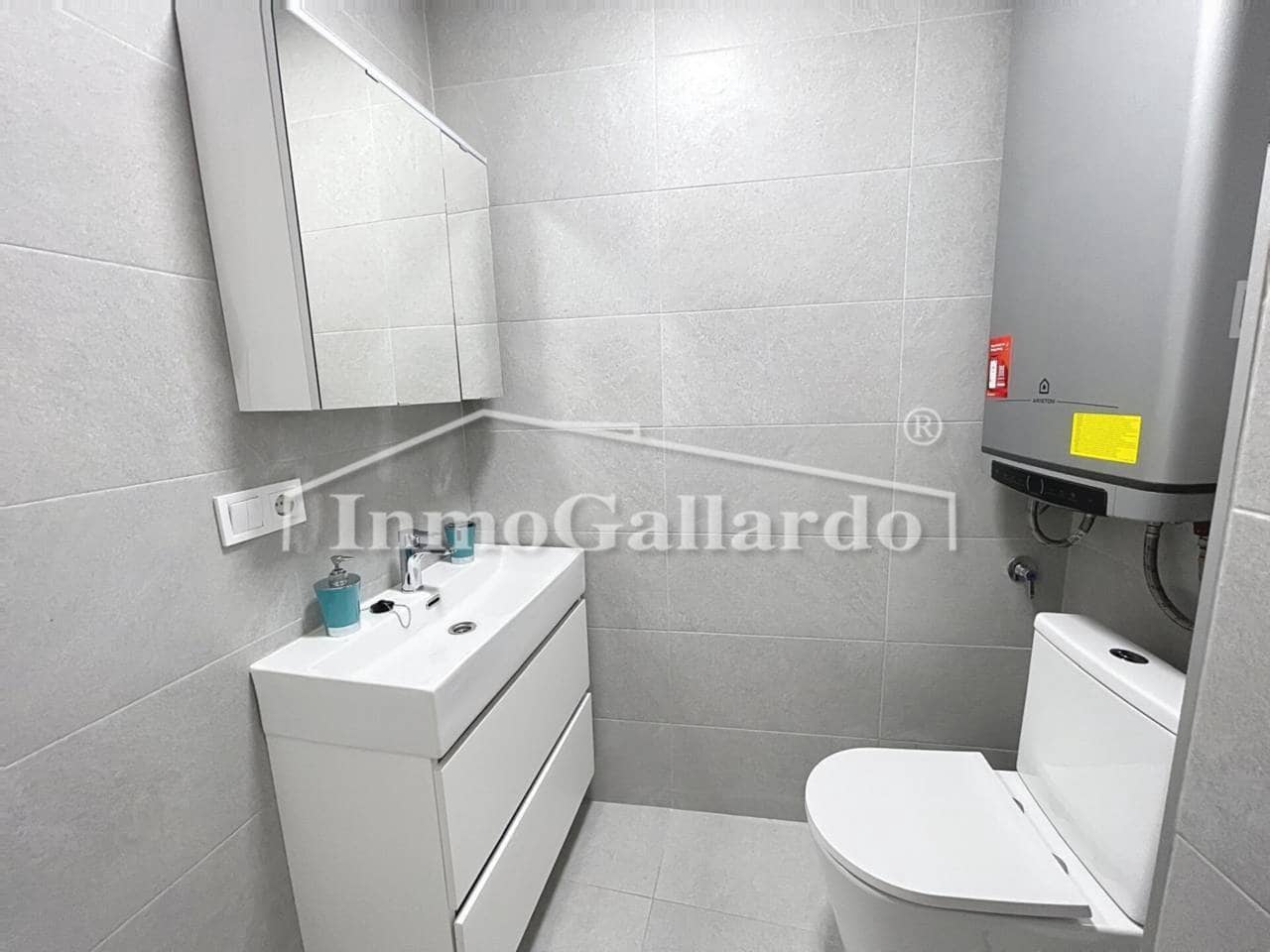 3 soverom Leilighet til leie i Malaga by - € 1 400 (Ref: 9610662)