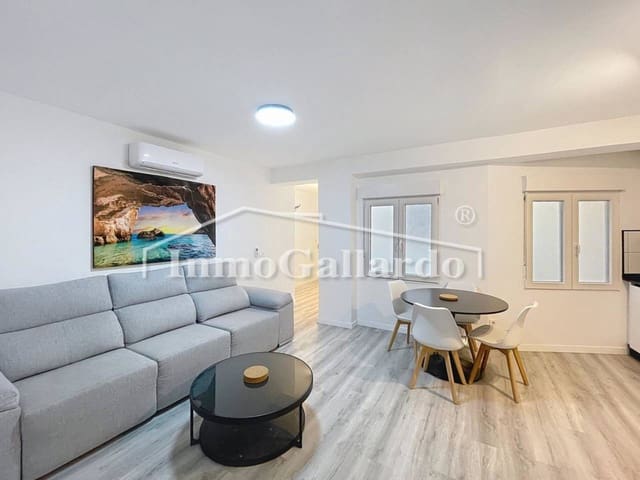 3 soverom Leilighet til leie i Málaga by - € 1 400 (Ref: 9610662)