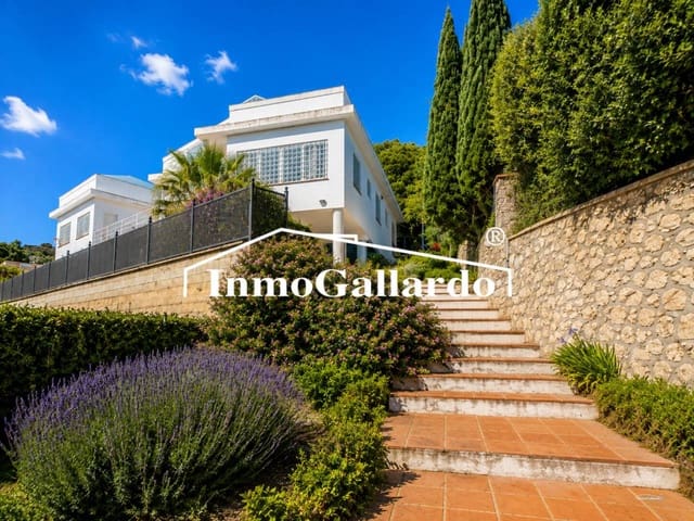 5 makuuhuone Huvila myytävänä paikassa Pinares de San Antón, Málaga kaupunki mukana uima-altaan 
autotalli - 1 000 000 € (Ref: 9629472)
