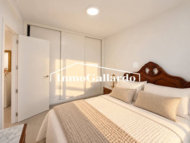 1 slaapkamer Flat te koop in Torre de Benagalbon, Rincón de la Victoria met garage - € 265.000 (Ref: 9651023)