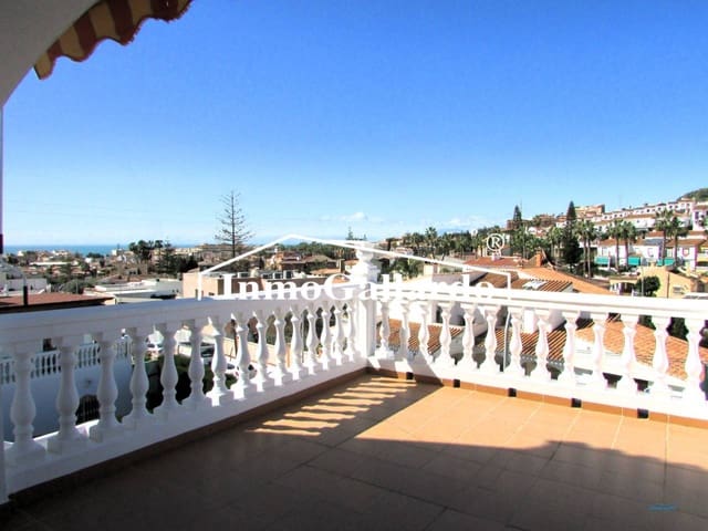 3 camera da letto Villetta Bifamiliare in vendita in Rincón de la Victoria con piscina garage - 509.000 € (Rif: 9655592)