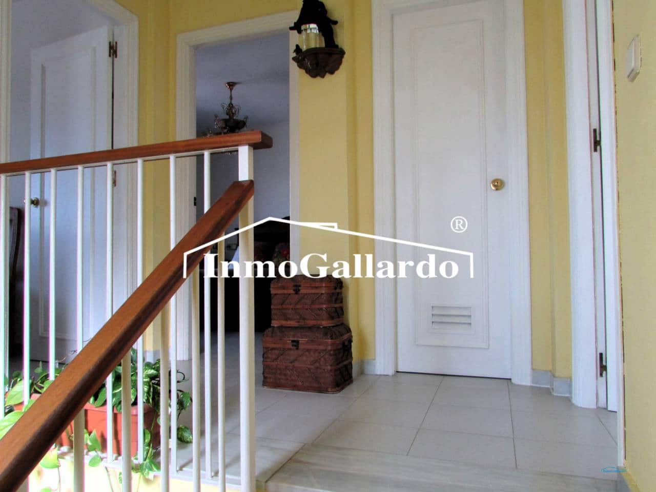 3 camera da letto Villetta Bifamiliare in vendita in Rincon de la Victoria con piscina garage - 509.000 € (Rif: 9655592)