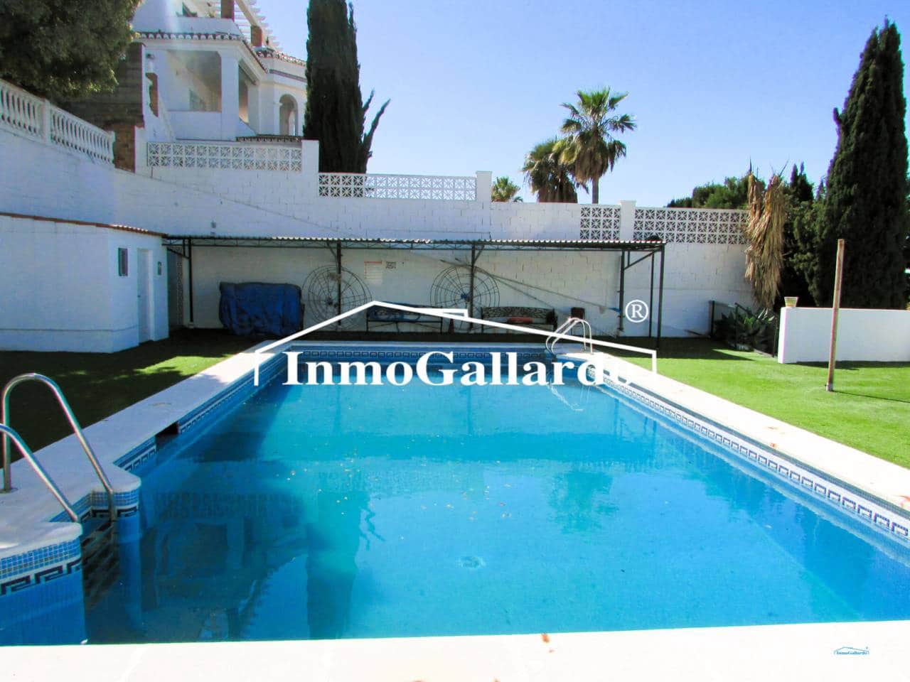 3 camera da letto Villetta Bifamiliare in vendita in Rincon de la Victoria con piscina garage - 509.000 € (Rif: 9655592)