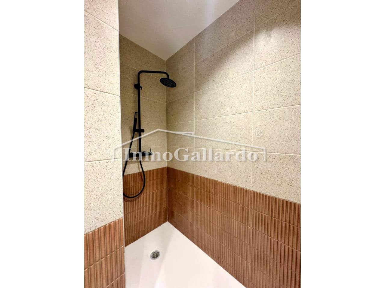 Loft de 3 habitaciones en Málaga ciudad en venta - 445.000 € (Ref: 9655595)