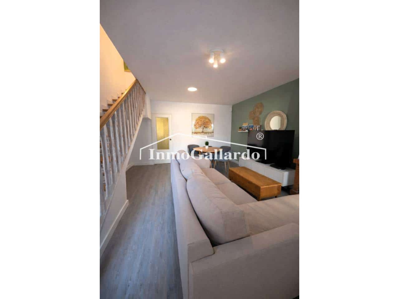 Adosado de 2 habitaciones en Rincón de la Victoria en venta con piscina - 445.400 € (Ref: 9689903)