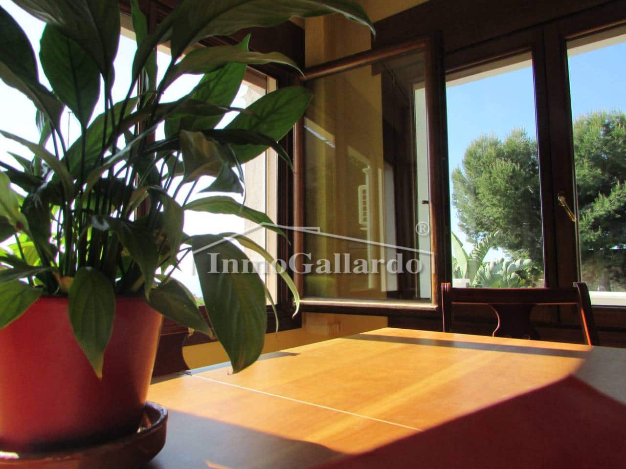 7 soverom Villa til salgs i Malaga by med svømmebasseng garasje - € 1 749 000 (Ref: 9710962)