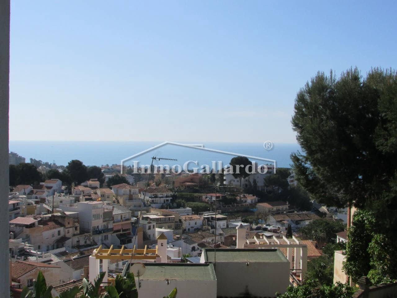 7 soverom Villa til salgs i Malaga by med svømmebasseng garasje - € 1 749 000 (Ref: 9710962)