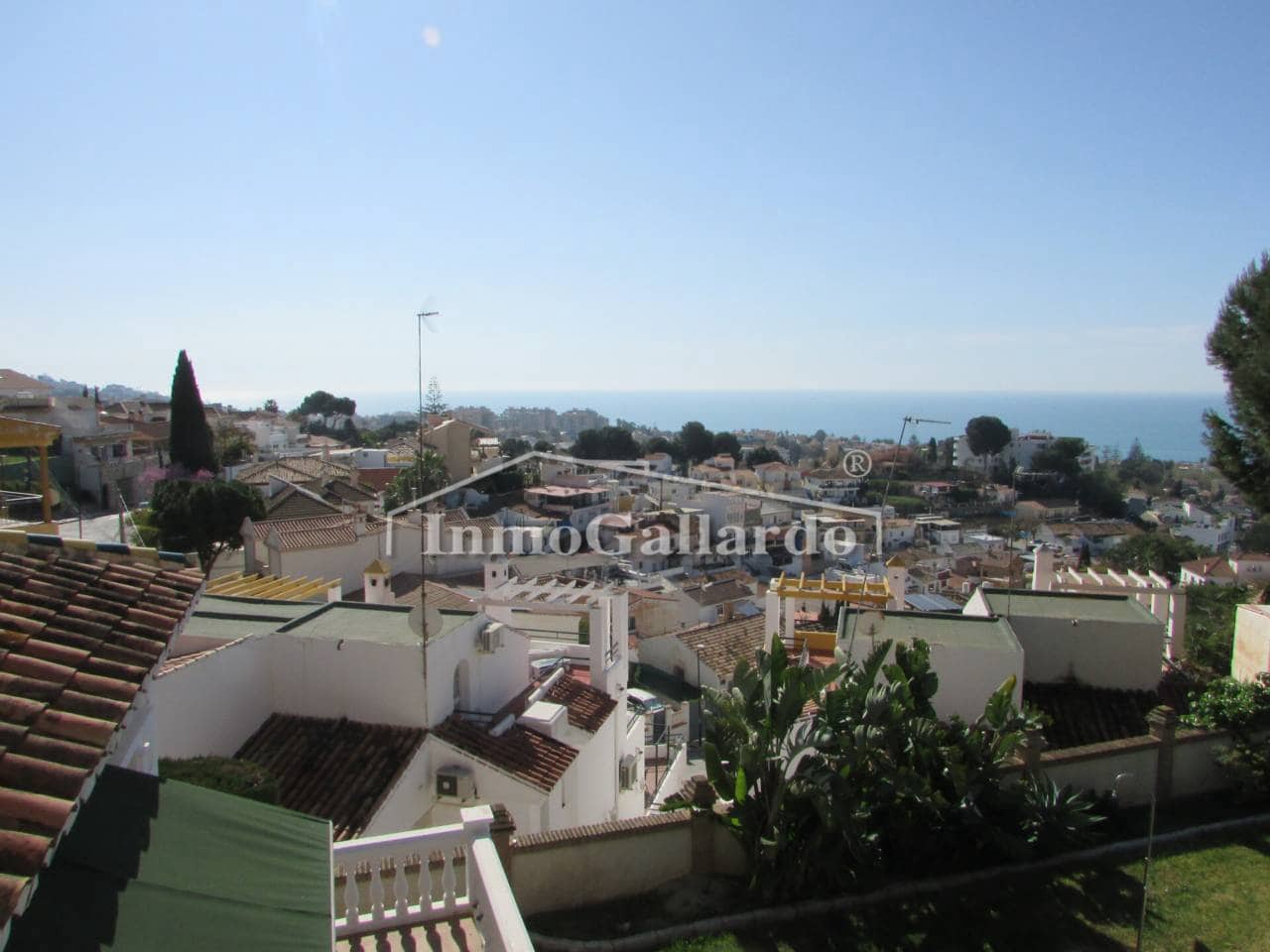 7 soverom Villa til salgs i Malaga by med svømmebasseng garasje - € 1 749 000 (Ref: 9710962)