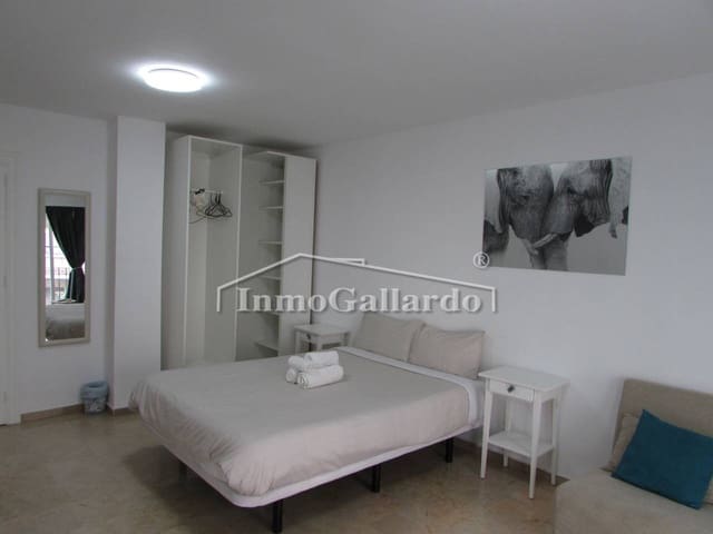 4 soveværelse Lejlighed til salg i Málaga by med garage - € 466.000 (Ref: 9731528)