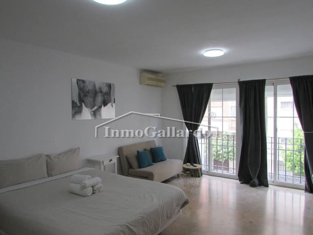 4 soveværelse Lejlighed til salg i Málaga by med garage - € 466.000 (Ref: 9731528)