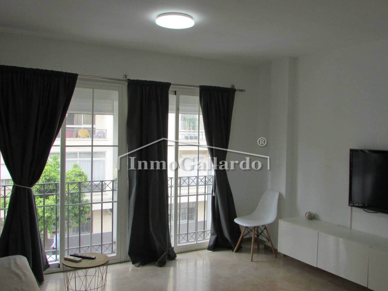 4 soveværelse Lejlighed til salg i Malaga by med garage - € 466.000 (Ref: 9731528)