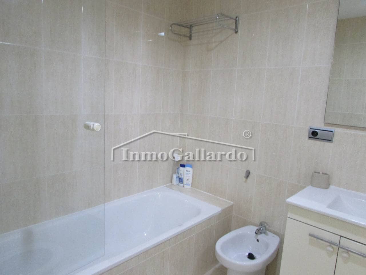 4 soveværelse Lejlighed til salg i Malaga by med garage - € 466.000 (Ref: 9731528)