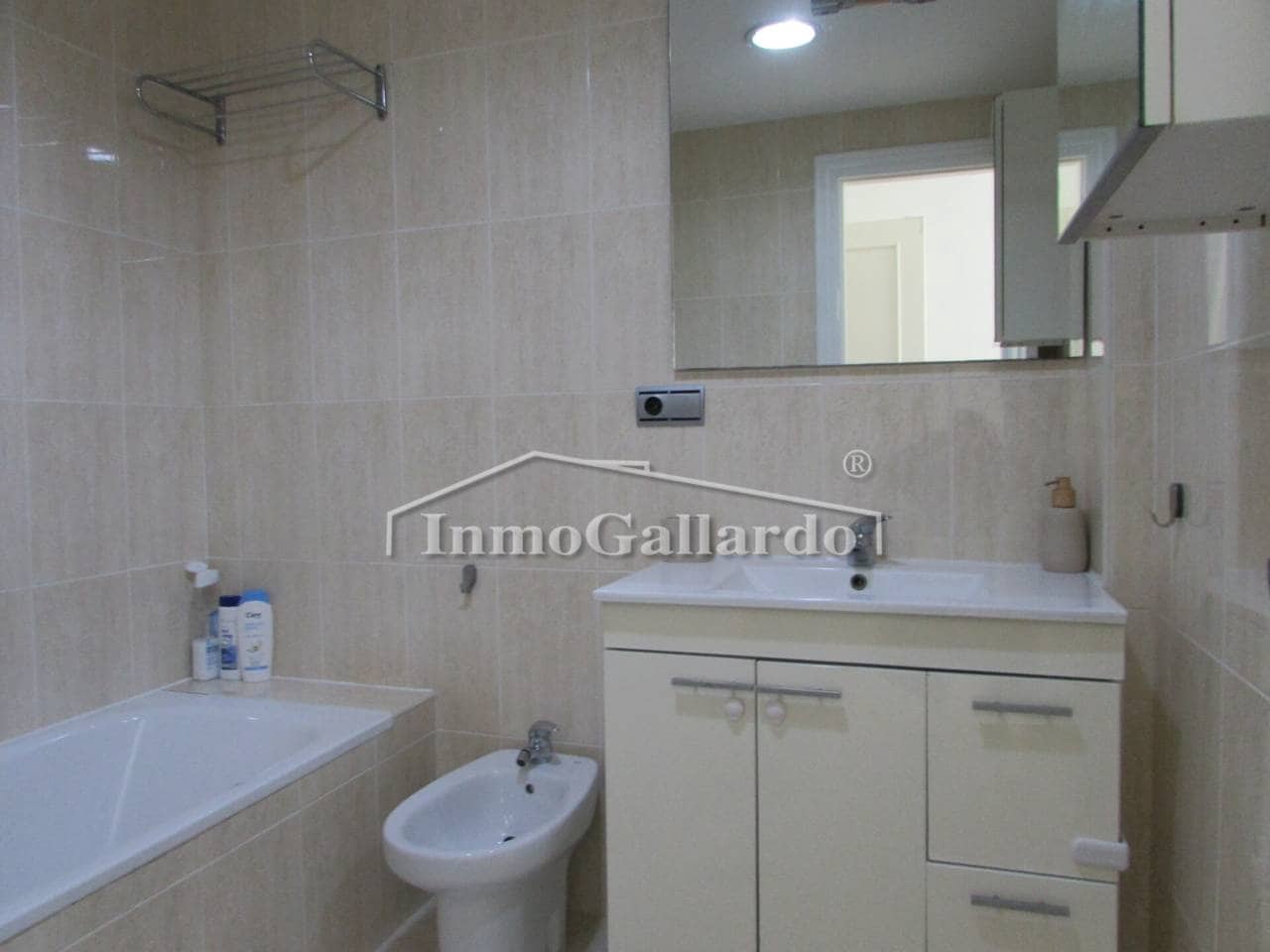 4 soveværelse Lejlighed til salg i Malaga by med garage - € 466.000 (Ref: 9731528)