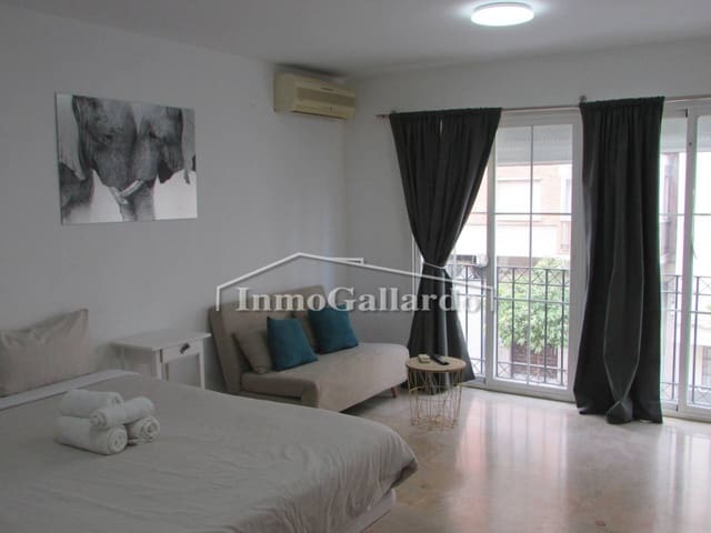 4 soveværelse Lejlighed til salg i Málaga by med garage - € 466.000 (Ref: 9731528)