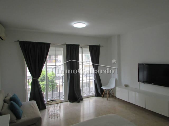 4 soveværelse Lejlighed til salg i Málaga by med garage - € 466.000 (Ref: 9731528)