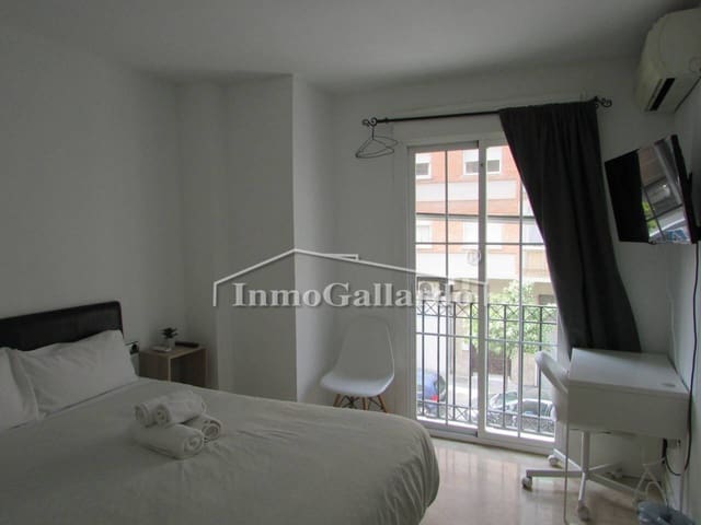 4 soveværelse Lejlighed til salg i Málaga by med garage - € 466.000 (Ref: 9731528)