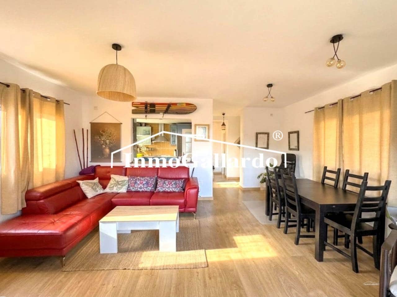 2 bedroom Penthouse for sale in Rincon de la Victoria with pool garage - € 440,000 (Ref: 9747494)