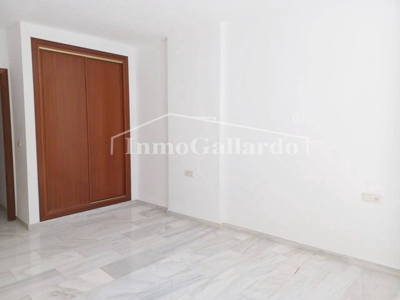 3 Zimmer Wohnung zu vermieten in Malaga Stadt mit Garage - 1.500 € (Ref: 9747495)