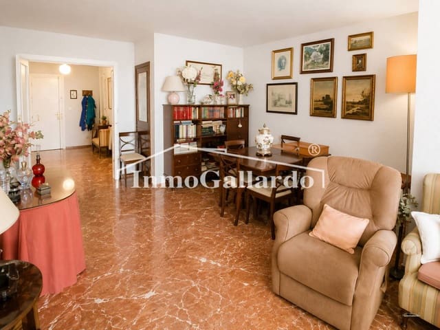 3 soveværelse Lejlighed til salg i El Palo, Málaga by - € 777.500 (Ref: 9788099)