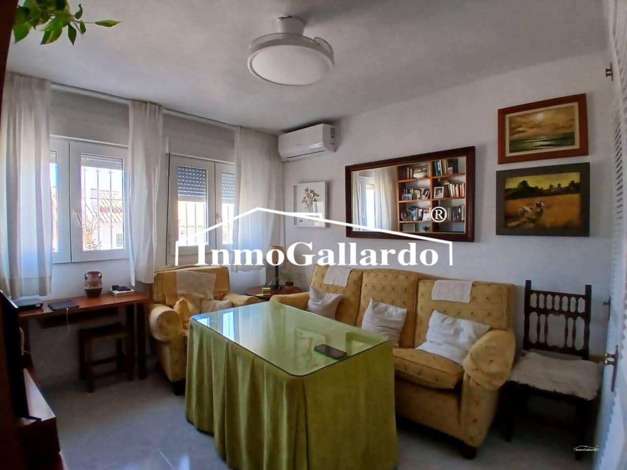 6 soveværelse Semi-Rækkehus til salg i Malaga by med garage - € 1.057.000 (Ref: 9788100)