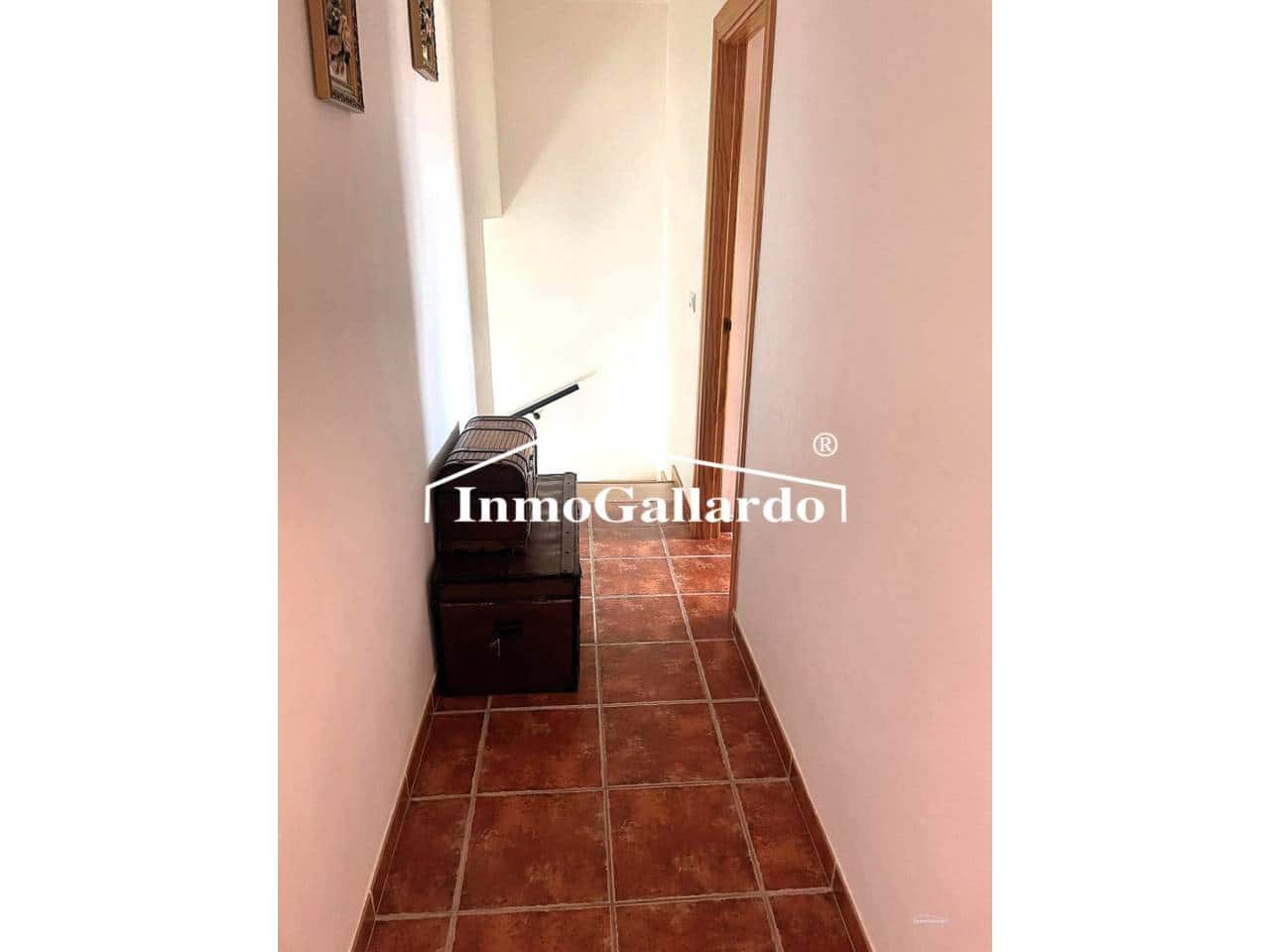 3 soveværelse Byhus til salg i Malaga by - € 459.000 (Ref: 9790005)