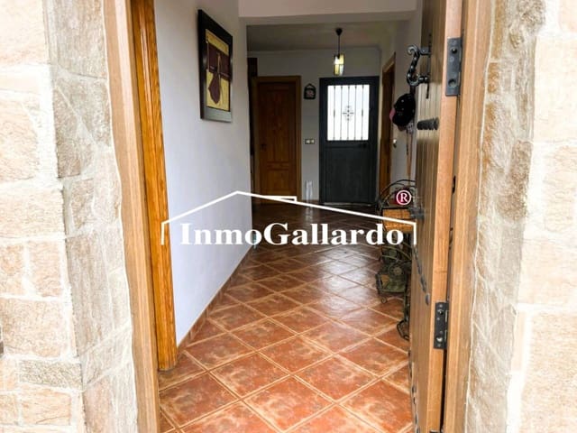 3 sypialnia Dom na sprzedaż w El Candado, Miasto Málaga - 459 000 € (Ref: 9790005)