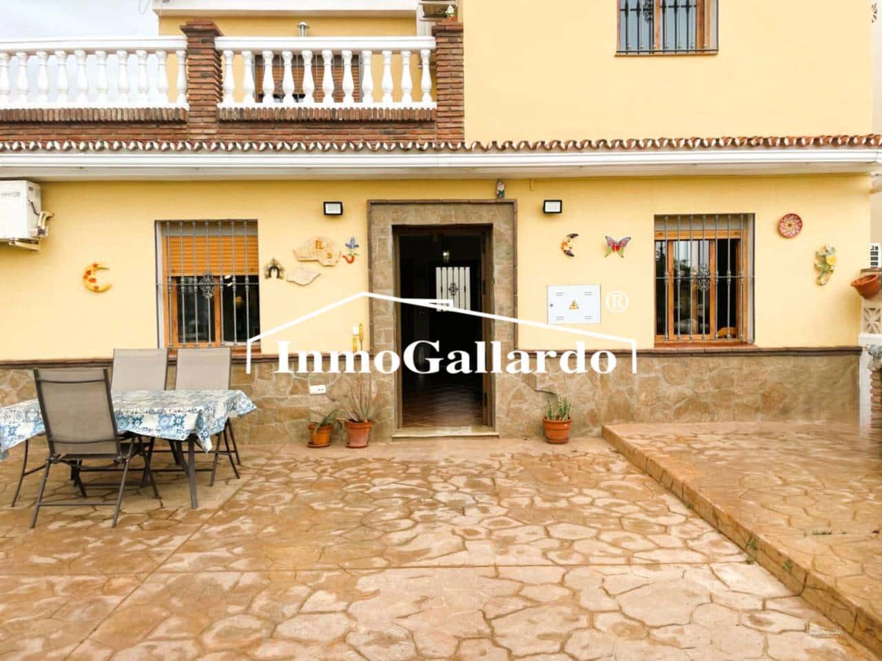 3 soveværelse Byhus til salg i Malaga by - € 459.000 (Ref: 9790005)