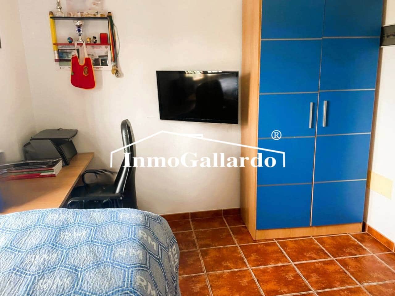 3 soveværelse Byhus til salg i Malaga by - € 459.000 (Ref: 9790005)