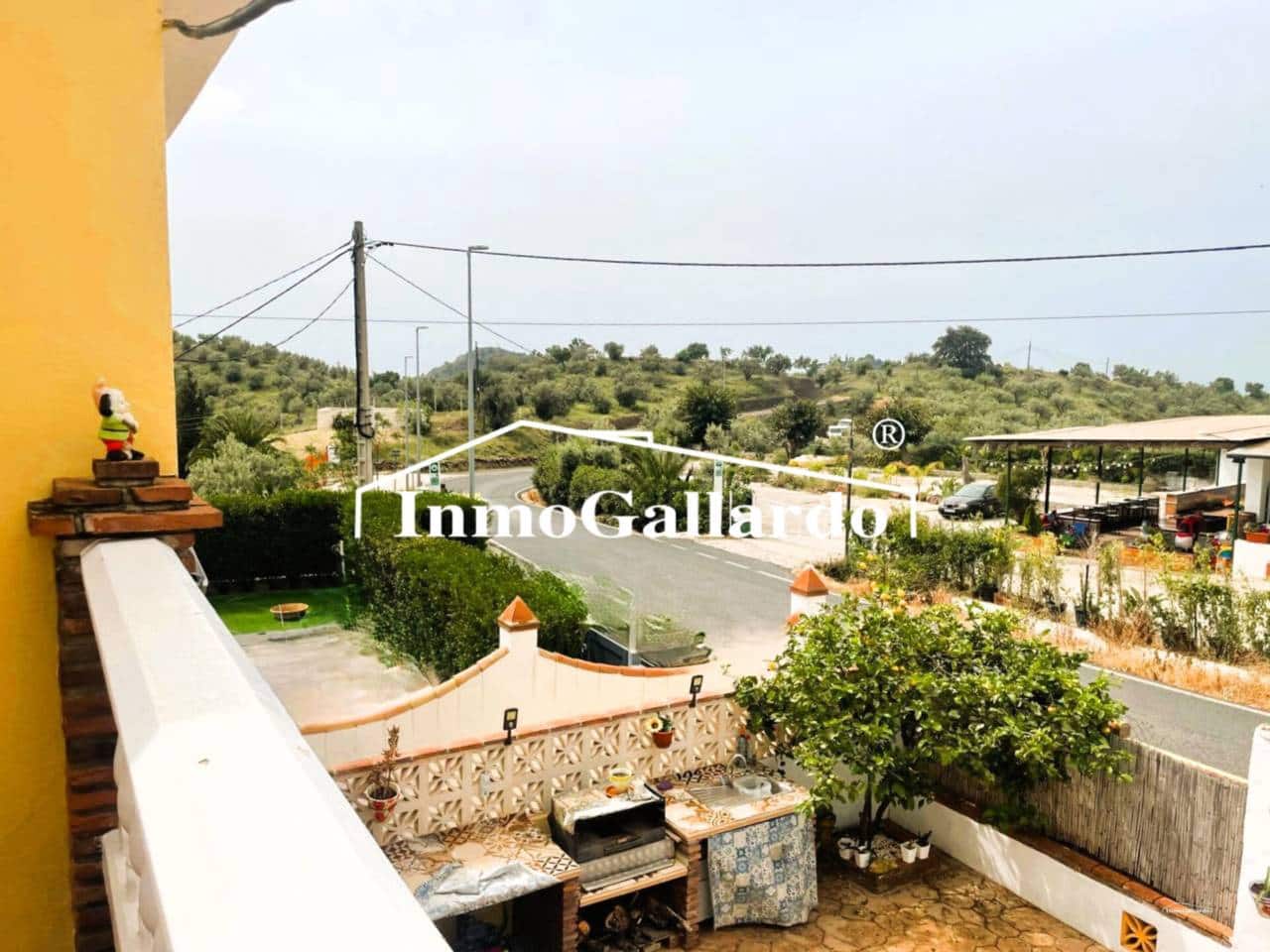 3 soveværelse Byhus til salg i Malaga by - € 459.000 (Ref: 9790005)