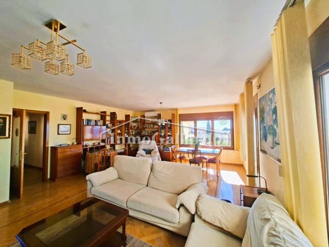 7 sypialnia Willa na sprzedaż w Pedregalejo, Miasto Málaga z basenem garażem - 1 579 000 € (Ref: 9793831)