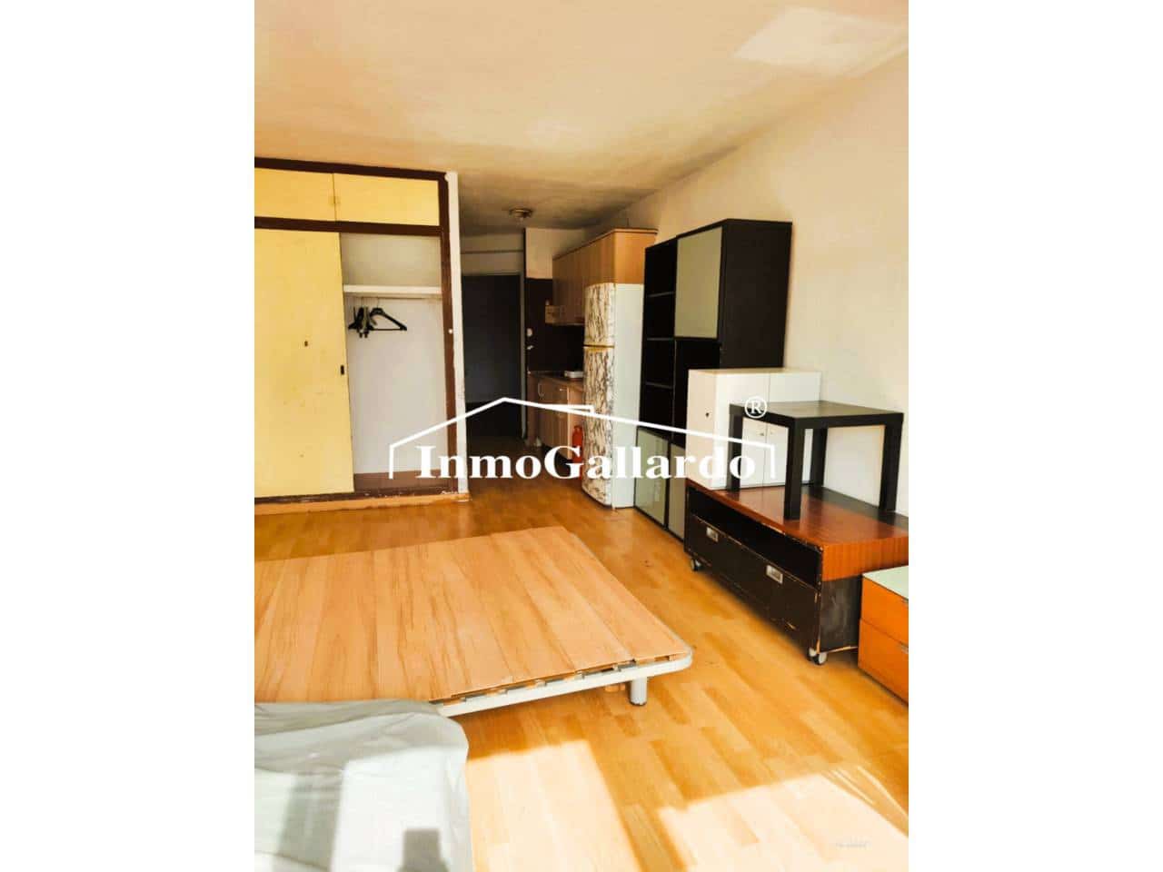 1 makuuhuone Yksiö myytävänä paikassa Rincon de la Victoria mukana uima-altaan - 147 000 € (Ref: 9796842)