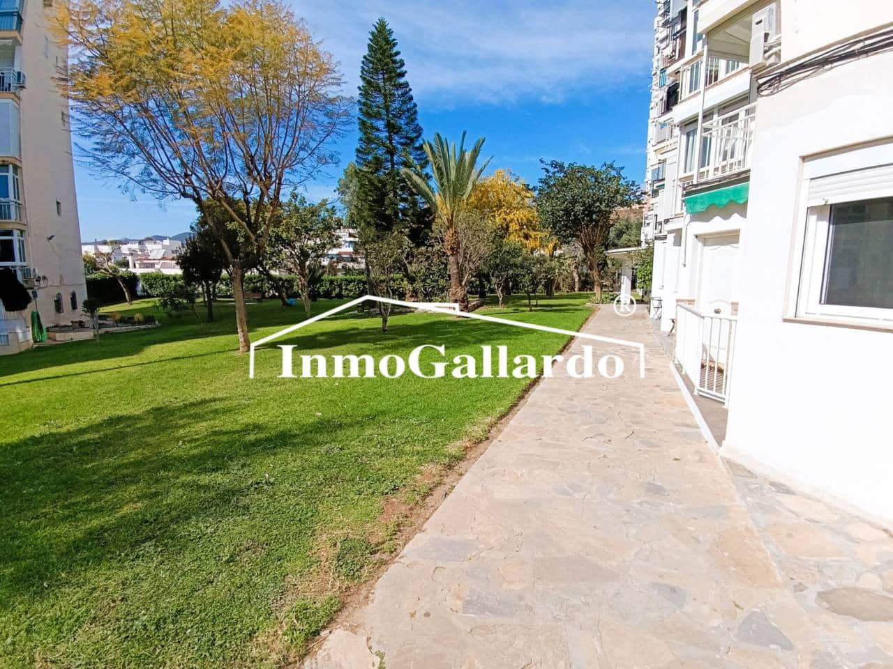 1 makuuhuone Yksiö myytävänä paikassa Rincon de la Victoria mukana uima-altaan - 147 000 € (Ref: 9796842)