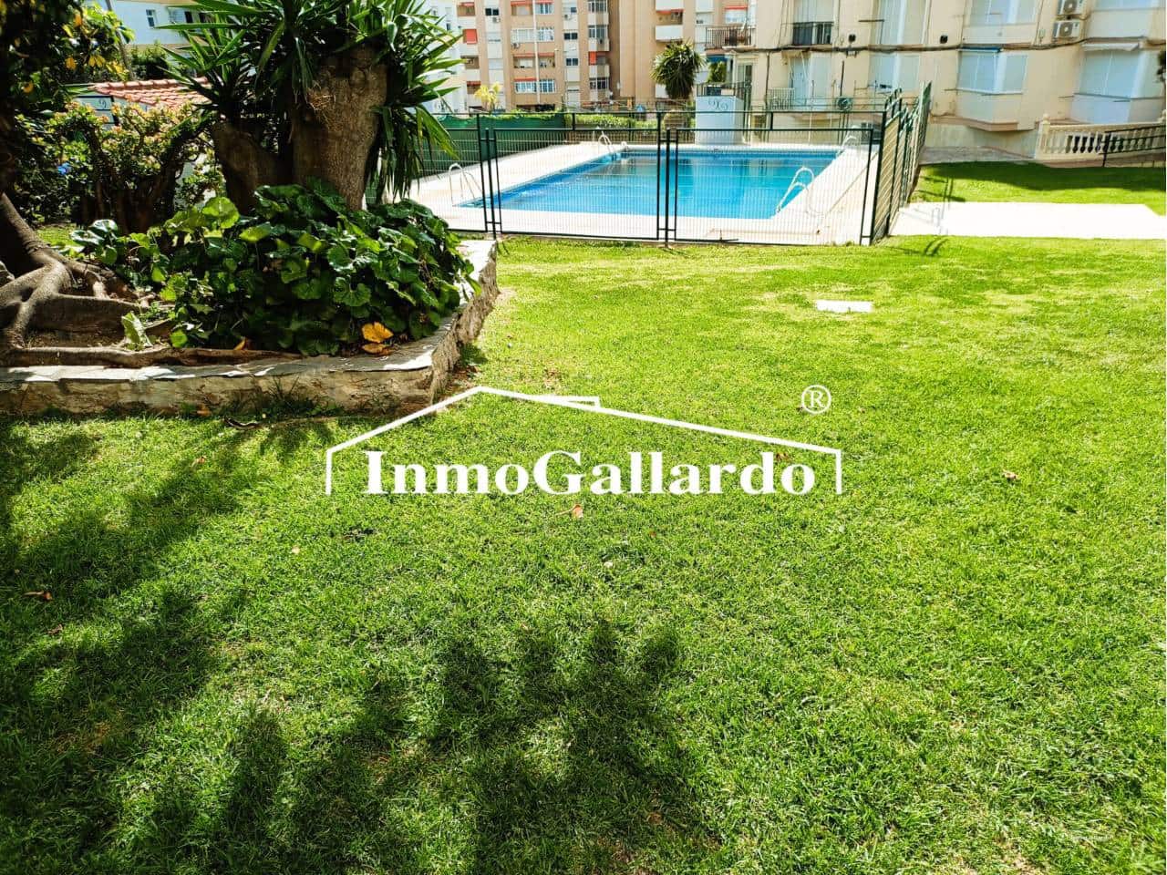 1 makuuhuone Yksiö myytävänä paikassa Rincon de la Victoria mukana uima-altaan - 147 000 € (Ref: 9796842)