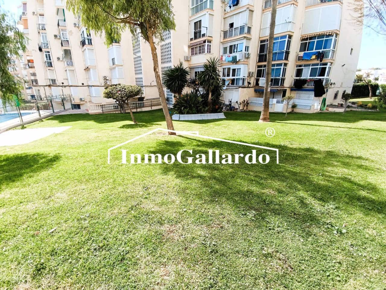 1 makuuhuone Yksiö myytävänä paikassa Rincon de la Victoria mukana uima-altaan - 147 000 € (Ref: 9796842)