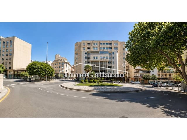 1 soverom Leilighet til salgs i Málaga by - € 195 000 (Ref: 9803993)