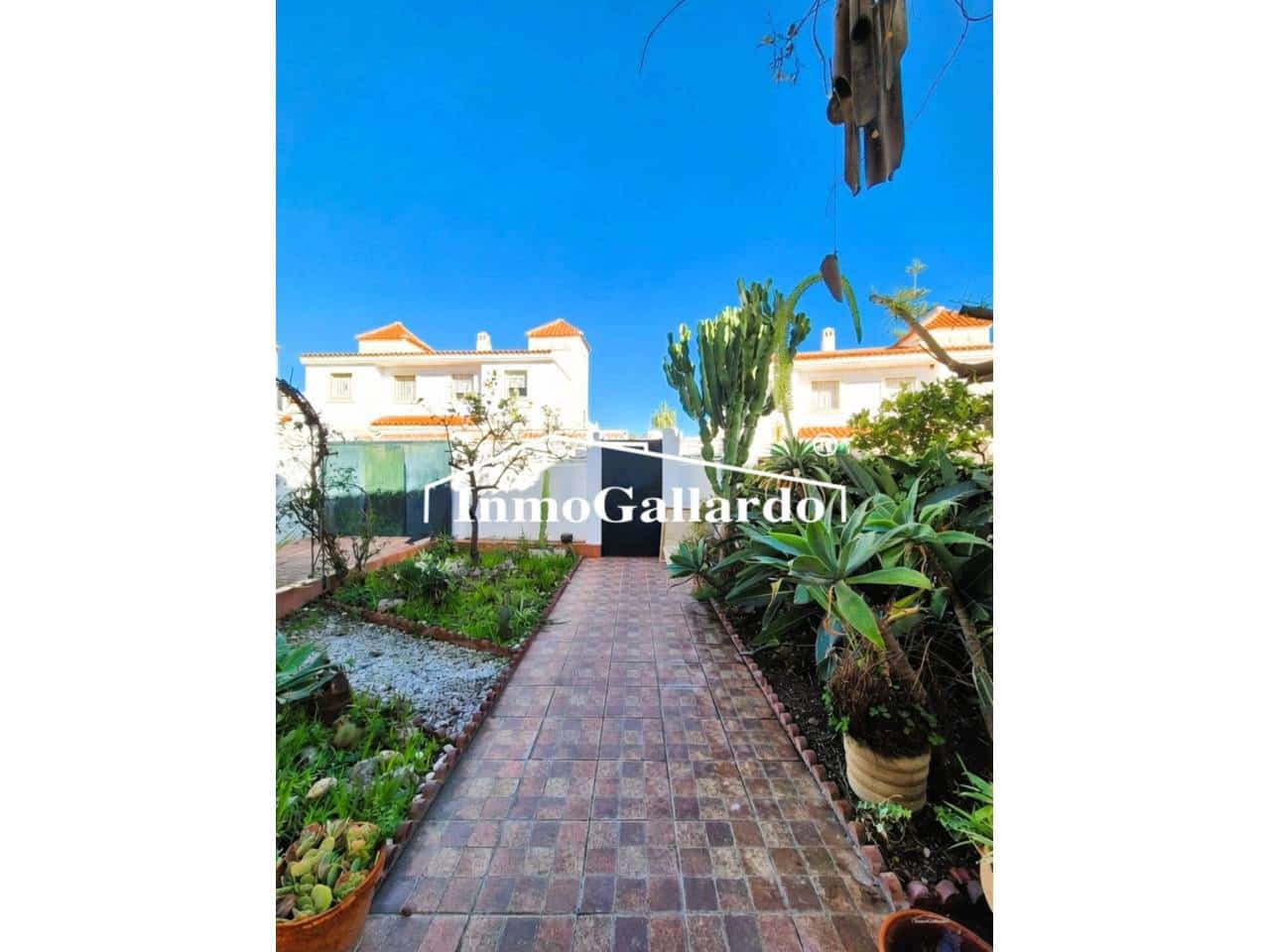 3 Zimmer Doppelhaus zu verkaufen in Velez-Malaga mit Pool Garage - 390.000 € (Ref: 9807543)