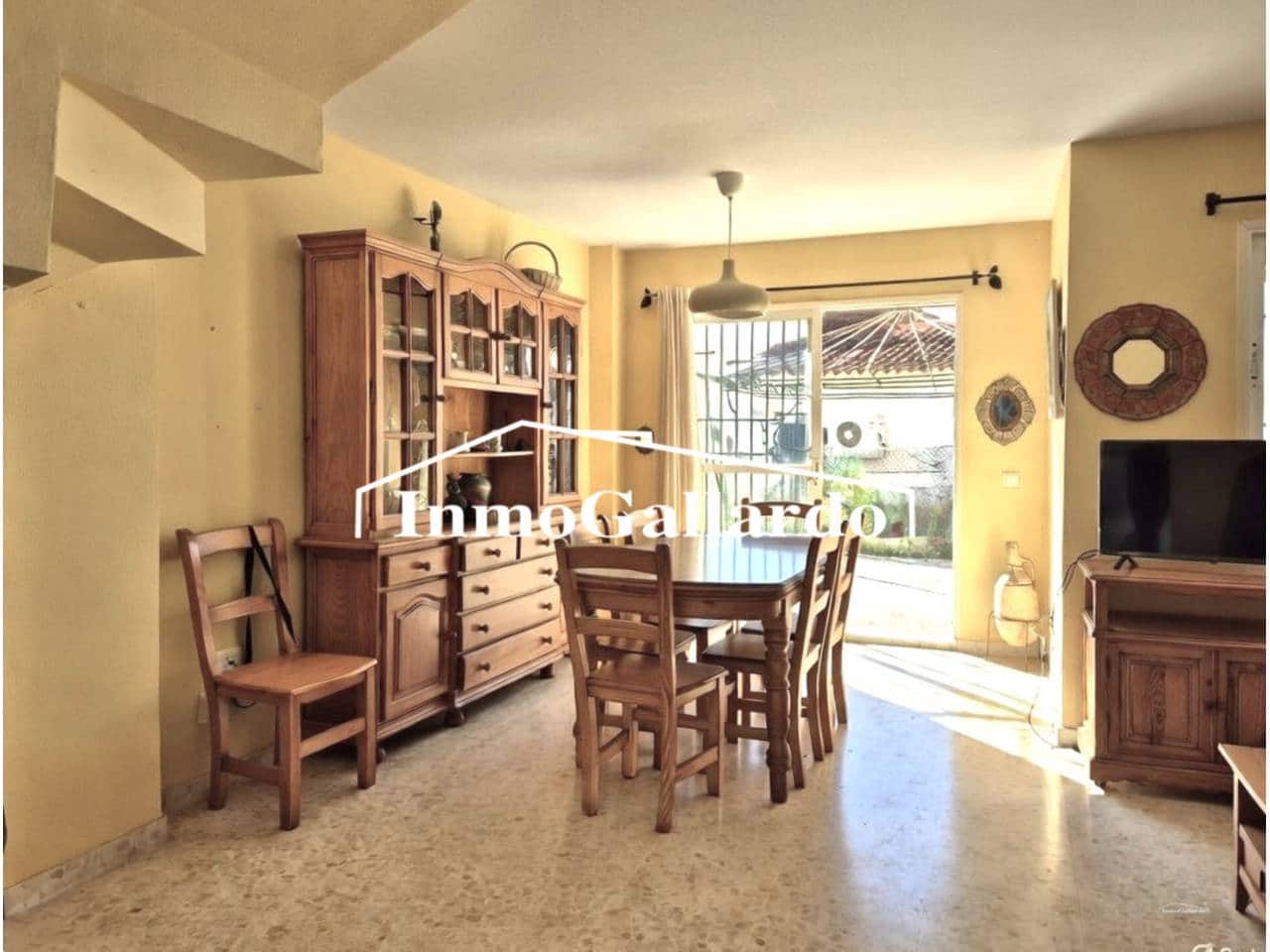 3 Zimmer Doppelhaus zu verkaufen in Velez-Malaga mit Pool Garage - 390.000 € (Ref: 9807543)