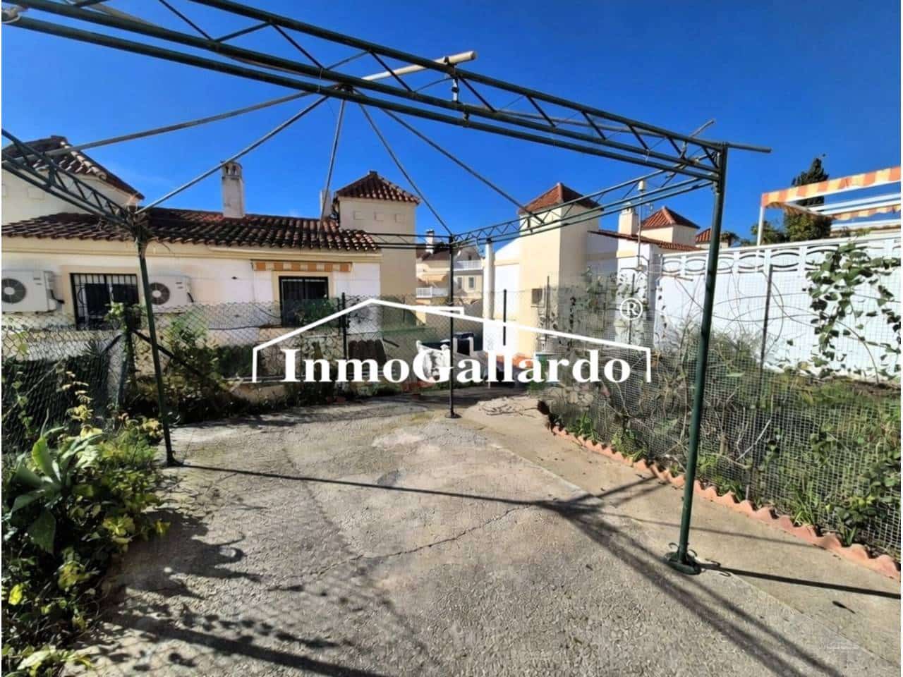 3 Zimmer Doppelhaus zu verkaufen in Velez-Malaga mit Pool Garage - 390.000 € (Ref: 9807543)