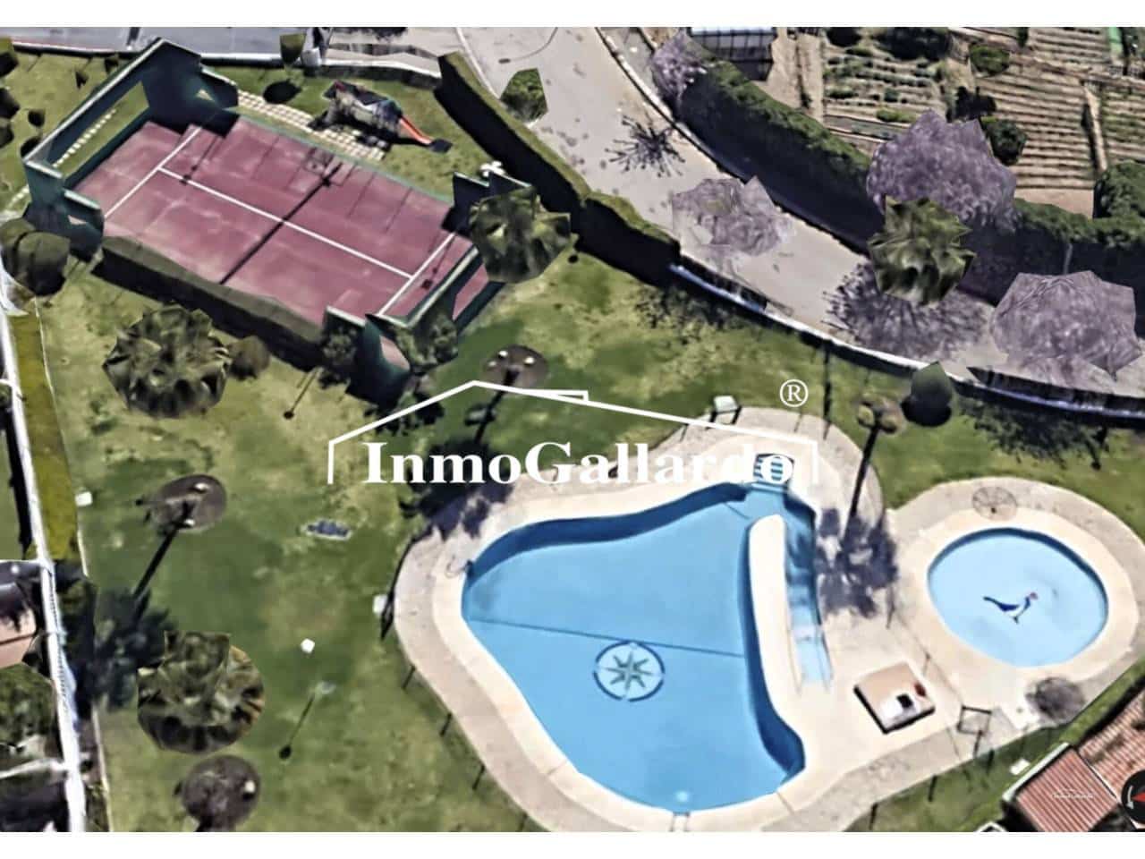 3 Zimmer Doppelhaus zu verkaufen in Velez-Malaga mit Pool Garage - 390.000 € (Ref: 9807543)