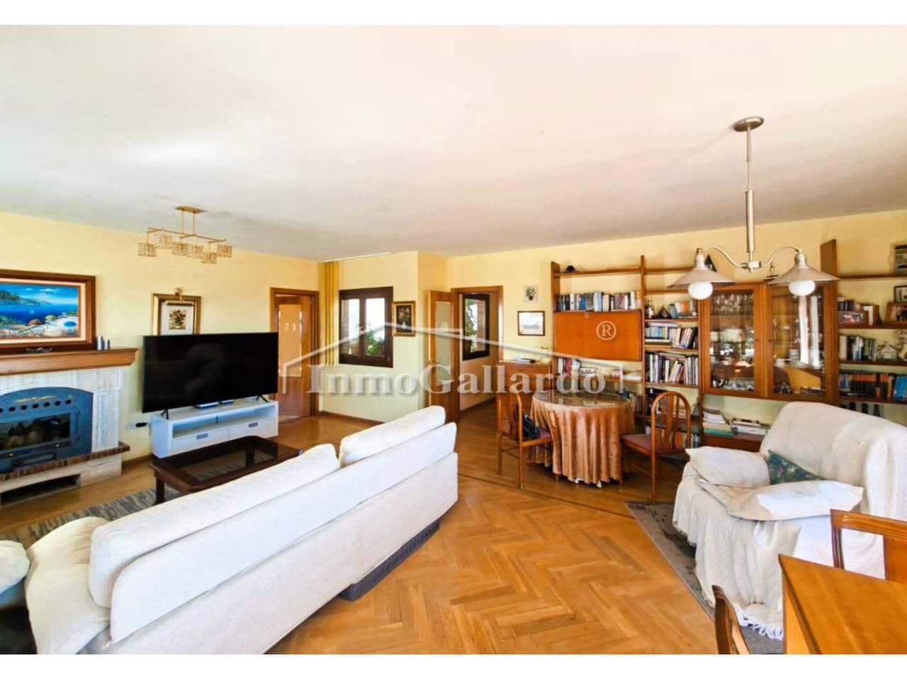 7 slaapkamer Villa te koop in Malaga stad met zwembad garage - € 1.595.000 (Ref: 9807544)
