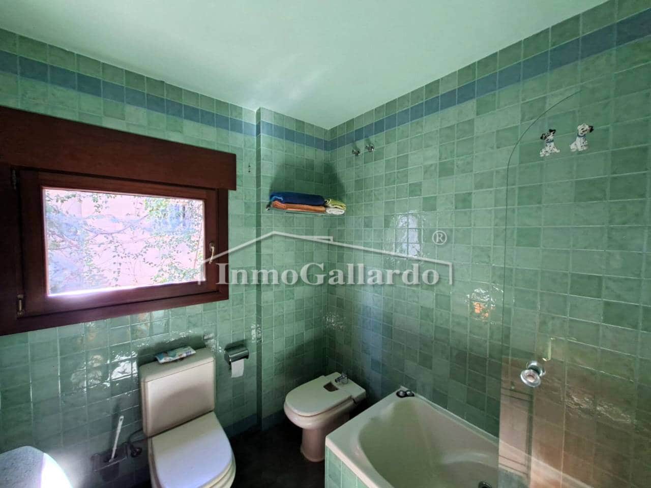 7 slaapkamer Villa te koop in Malaga stad met zwembad garage - € 1.595.000 (Ref: 9807544)