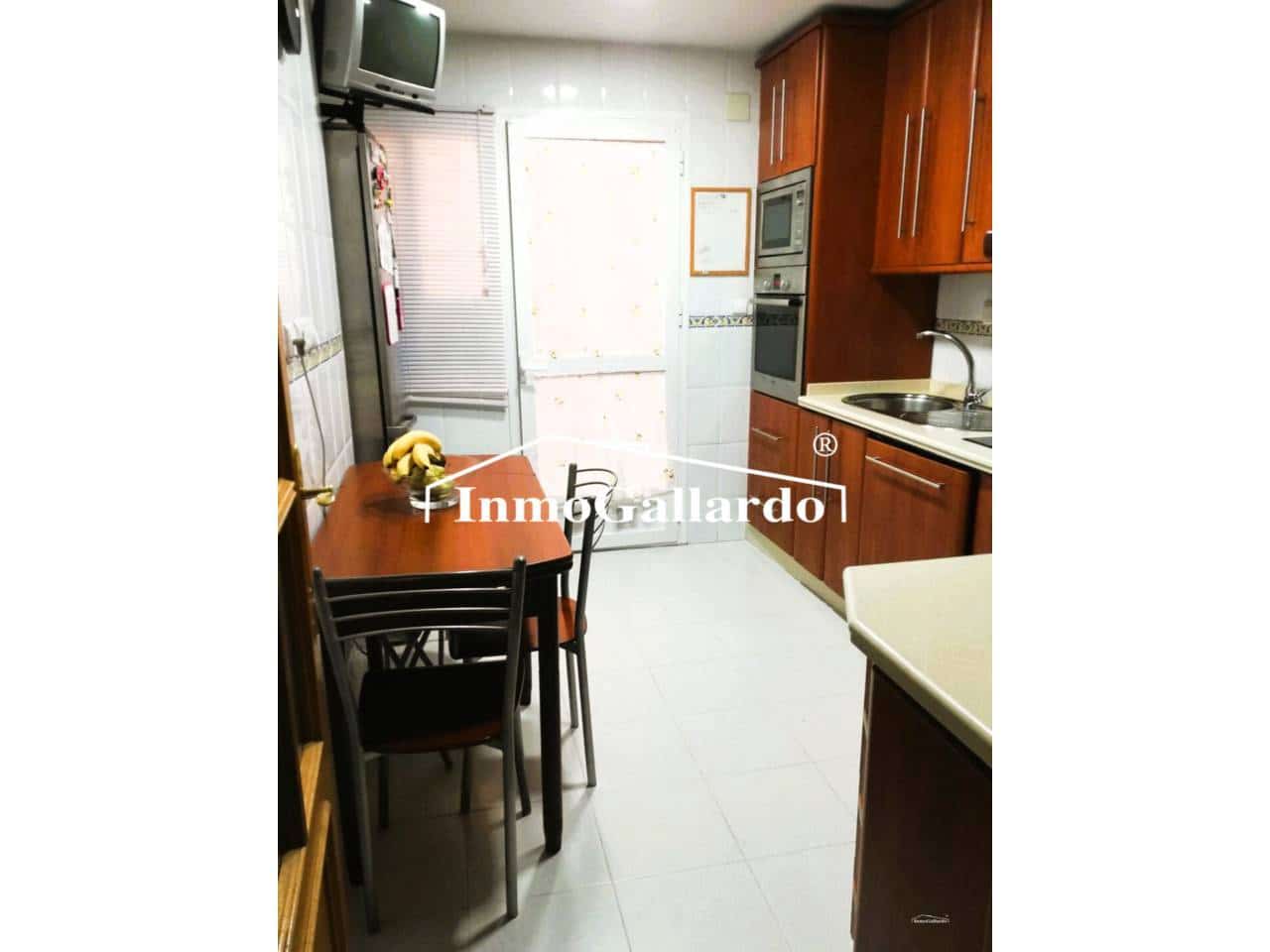 2 Zimmer Wohnung zu verkaufen in Rincon de la Victoria mit Pool Garage - 360.000 € (Ref: 9828146)