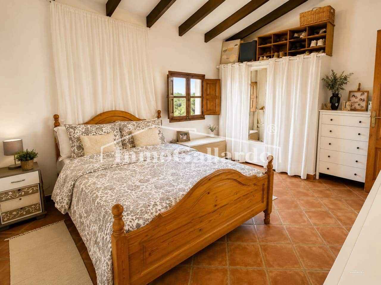 5 bedroom Townhouse for sale in Macharaviaya - € 349,000 (Ref: 9863943)