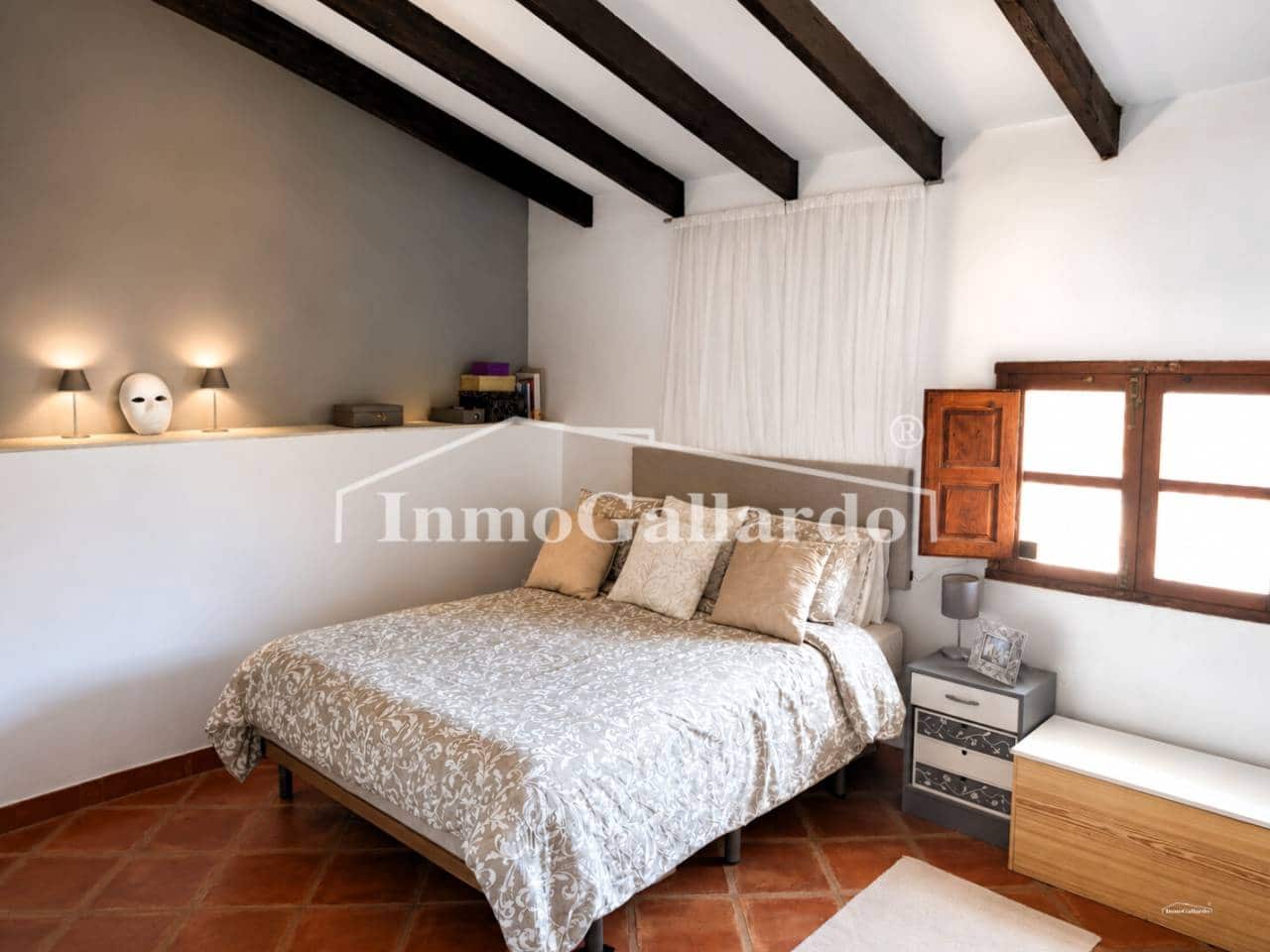 5 bedroom Townhouse for sale in Macharaviaya - € 349,000 (Ref: 9863943)