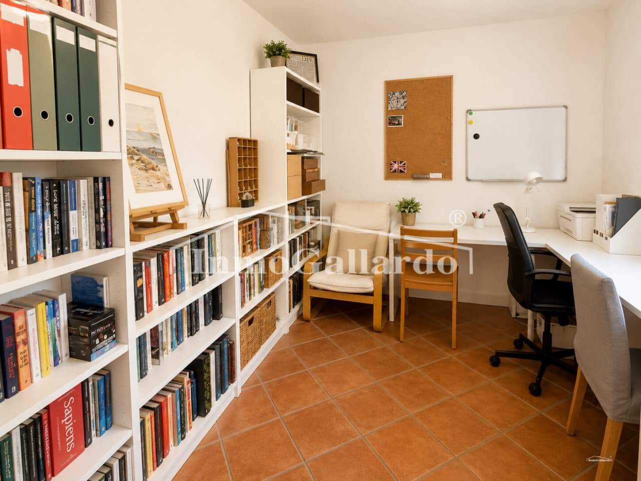5 bedroom Townhouse for sale in Macharaviaya - € 349,000 (Ref: 9863943)