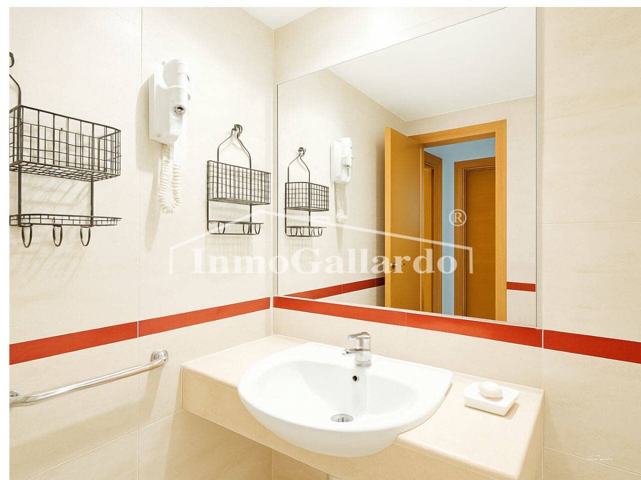 1 bedroom Apartment for sale in Anoreta with pool - € 249,900 (Ref: 9872883)